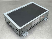 Load image into Gallery viewer, INFO-GPS SCREEN Hyundai Equus 2011 11 2012 12 2013 13 - NW105321
