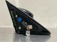 Load image into Gallery viewer, SIDE VIEW DOOR MIRROR Hyundai Equus 2011 11 2012 12 2013 13 Left - NW52532
