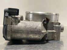 Load image into Gallery viewer, Throttle Body Hyundai Equus 2012 - NW178024
