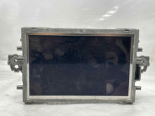 Load image into Gallery viewer, INFO-GPS SCREEN Mercedes-Benz E350 E550 E63 2010 10 2011 11 - NW105666
