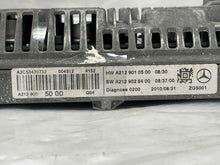 Load image into Gallery viewer, INFO-GPS SCREEN Mercedes-Benz E350 E550 E63 2010 10 2011 11 - NW105666
