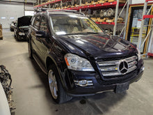 Load image into Gallery viewer, TRANSFER CASE ML320 ML350 ML550 E320 E350 GL450 06 07 08 09 - 12 - NW176999
