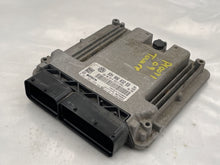 Load image into Gallery viewer, ECU ECM COMPUTER Volkswagen Touareg 2009 09 - NW62937

