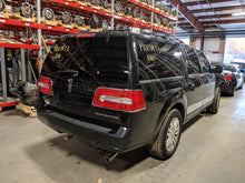 Load image into Gallery viewer, Transfer Case Lincoln Navigator 2013 - NW176579
