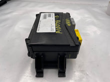 Load image into Gallery viewer, DOOR CONTROL MODULE COMPUTER Lincoln Navigator 2007-2014 - NW27721
