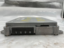 Load image into Gallery viewer, BODY CONTROL COMPUTER Jaguar S Type 2000 00 01 02 03 - NW32765
