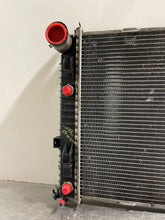Load image into Gallery viewer, RADIATOR Ford Fusion Mercury Milan Zephyr 06 07 08 09 AT - NW131798
