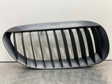 Load image into Gallery viewer, GRILLE BMW M6 645i 650i 2004 04 2005 05 06 07 08 09 10 Upper Right - NW98234
