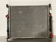 Load image into Gallery viewer, RADIATOR Gl320 Gl450 Gl550 ML320 ML350 ML550 ML63 R320 R350 R500 R63 08-09 - NW132396
