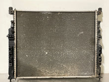 Load image into Gallery viewer, RADIATOR Gl320 Gl450 Gl550 ML320 ML350 ML550 ML63 R320 R350 R500 R63 08-09 - NW132396
