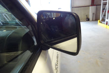 Load image into Gallery viewer, SIDE VIEW MIRROR Nissan Frontier Xterra 2000 00 2001 01 2002 02 03 04 Right - NW52265
