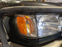 Load image into Gallery viewer, TURN SIGNAL LIGHT LAMP 4 Runner 99 00 01 02 Fender Mounted Right - NW83599
