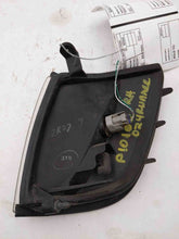 Load image into Gallery viewer, TURN SIGNAL LIGHT LAMP 4 Runner 99 00 01 02 Fender Mounted Right - NW83599
