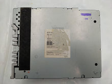 Load image into Gallery viewer, RADIO Honda Accord 2004 04 05 06 07 AM FM 6 CD - NW137582
