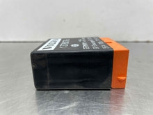 Load image into Gallery viewer, CRUISE CONTROL COMPUTER Volvo S70 850 960 93 94 - 97 98 - NW38957
