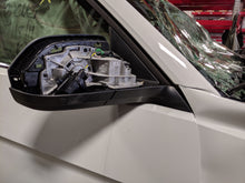 Load image into Gallery viewer, Side View Door Mirror Volkswagen Atlas 2018 - NW53785
