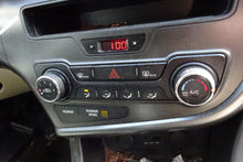 Load image into Gallery viewer, TEMPERATURE CONTROLS Kia Optima 2011 11 2012 12 2013 13 - NW100582
