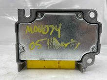 Load image into Gallery viewer, AIR BAG CONTROL MODULE COMPUTER Jeep Liberty 2005 05 2006 06 - NW27398
