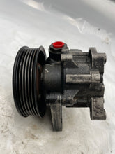Load image into Gallery viewer, POWER STEERING PUMP ML350 ML500 2004 04 2005 05 - NW163784
