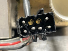 Load image into Gallery viewer, CONVERTIBLE TOP MOTOR CLK320 CLK430 CLK500 CLK55 01 02 03 - NW50194
