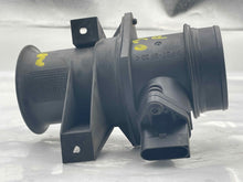 Load image into Gallery viewer, Mass Air Flow Sensor Meter MAF Volkswagen Passat 02 03 04 05 - NW5681

