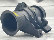 Load image into Gallery viewer, Mass Air Flow Sensor Meter MAF Volkswagen Passat 02 03 04 05 - NW5681
