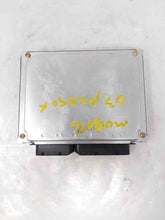 Load image into Gallery viewer, ECU ECM COMPUTER VW Passat 2003 03 4cyl - NW62884
