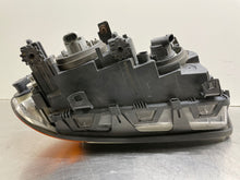 Load image into Gallery viewer, HEADLIGHT LAMP ASSEMBLY 323i 323ic 325ci 325i 328i 328ic 00-01 Right - NW102432
