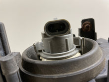 Load image into Gallery viewer, HEADLIGHT LAMP ASSEMBLY 323i 323ic 325ci 325i 328i 328ic 00-01 Right - NW102432
