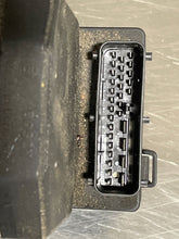 Load image into Gallery viewer, ABS PUMP AUDI A6 PASSAT 1999 99 2000 00 01 02 03 04 05 - NW2776
