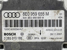 Load image into Gallery viewer, AIRBAG MODULE COMPUTER Audi A4 Rs4 S4 2008 08 - NW28236
