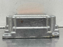 Load image into Gallery viewer, AIRBAG MODULE COMPUTER Audi A4 Rs4 S4 2008 08 - NW28236
