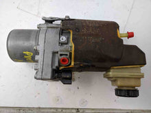 Load image into Gallery viewer, POWER STEERING PUMP Nissan Pathfinder 2016 16 - NW163395
