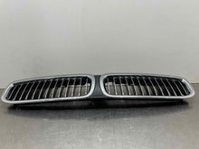 Load image into Gallery viewer, GRILLE BMW 760i 745i 2002 02 2003 03 2004 04 2005 05 Upper - NW98267
