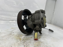 Load image into Gallery viewer, POWER STEERING PUMP AMIGO RODEO PASSPORT 00 01 02 - NW163522
