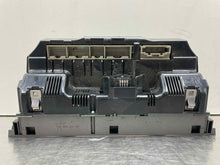 Load image into Gallery viewer, TEMPERATURE CONTROLS Audi A6 S6 06 07 08 09 10 11 - NW99533
