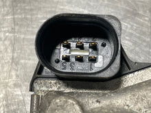 Load image into Gallery viewer, THROTTLE BODY AUDI A4 PASSAT 00 01 02 03 - 05 1.8 TURBO - NW177692
