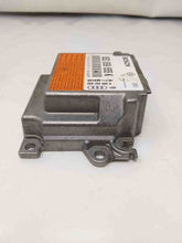 Load image into Gallery viewer, Air Bag Computer Audi S4 A4 2004 04 2005 05 - NW28216
