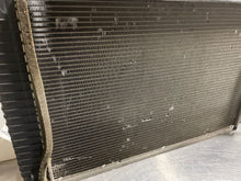 Load image into Gallery viewer, RADIATOR Equinox Torrent 2006 06 2007 07 2008 08 2009 09 - NW131614
