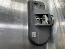 Load image into Gallery viewer, Wheel Rim Chevrolet Equinox 2007 - NW196189
