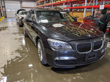 Load image into Gallery viewer, CARRIER ASSEMBLY 750 HYBRID 750i 750il Alpina B7 10-12 3.46 RATIO AWD - NW208865
