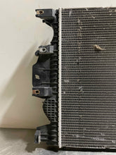Load image into Gallery viewer, Radiator Lincoln MKZ 2013 - NW131775
