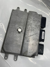 Load image into Gallery viewer, ECU ECM Computer Lincoln MKZ 2013 - NW58391
