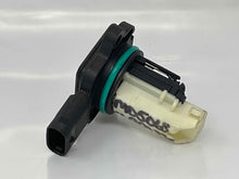 Load image into Gallery viewer, Mass Air Flow Sensor Meter MAF 135i 335i 528i 535i 535i Gt 640I 10-17 - NW4814

