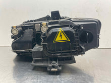 Load image into Gallery viewer, HEADLIGHT LAMP ASSEMBLY Audi S4 2004 04 2005 05 Right - NW210200
