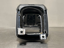 Load image into Gallery viewer, RADIO Volvo C30 C70 V70 XC70 2006 06 2007 07 - NW211057
