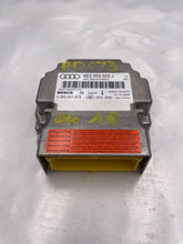 Load image into Gallery viewer, AIR BAG CONTROL MODULE COMPUTER A8 S8 2006 06 2007 07 2008 08 - NW210624
