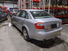 Load image into Gallery viewer, CARRIER ASSEMBLY Audi A4 2002 02 2003 03 2004 04 05 06 - NW211475
