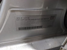 Load image into Gallery viewer, CARRIER ASSEMBLY Audi A4 2002 02 2003 03 2004 04 05 06 - NW211475
