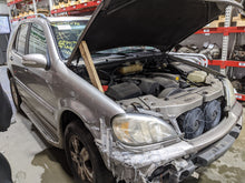 Load image into Gallery viewer, TRANSFER CASE Ml 320 Ml 350 98 99 00 01 02 03 04 05 - NW212089
